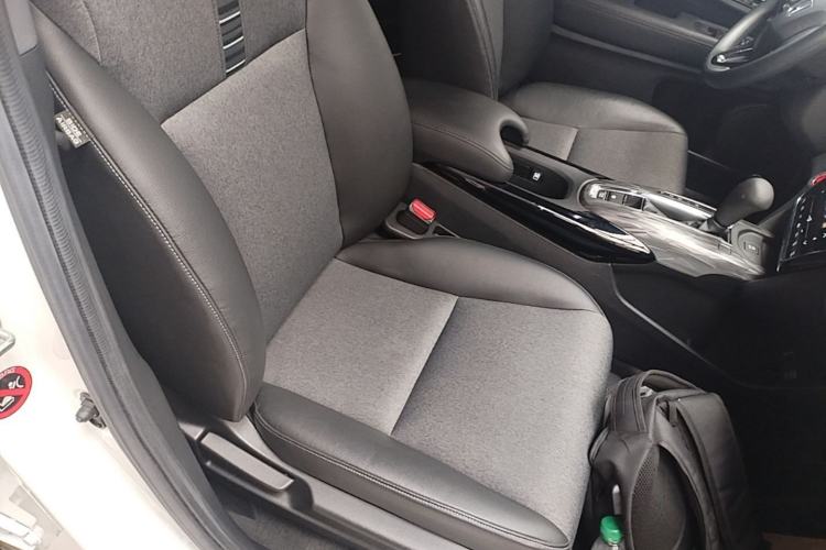 Used Honda XR-V 2020 220TURBO CVT Luxury Edition Right Front Seat
