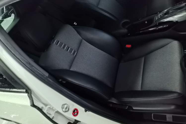 Used Honda XR-V 2020 1.5L CVT Comfort Version Right Front Seat