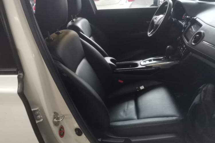 Used Honda XR-V 2020 220TURBO CVT Comfort Version Right Front Seat