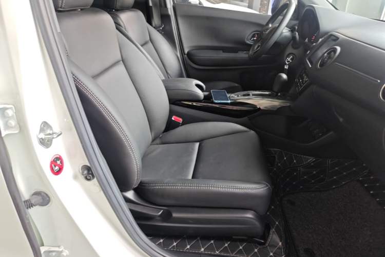 Used Honda XR-V 2020 220TURBO CVT Comfort Version Right Front Seat