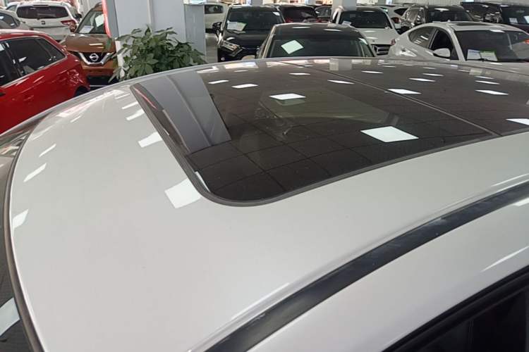 Used Honda XR-V 2020 1.5L CVT Comfort Version Roof