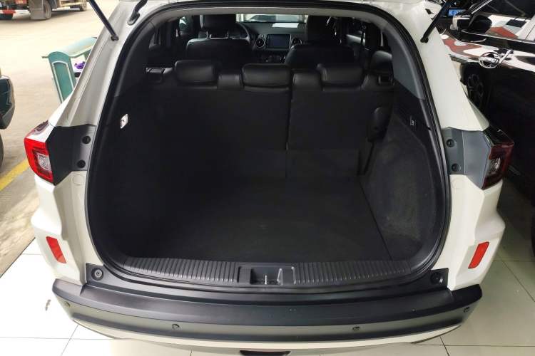 Used Honda XR-V 2020 1.5L CVT Classic Edition Trunk