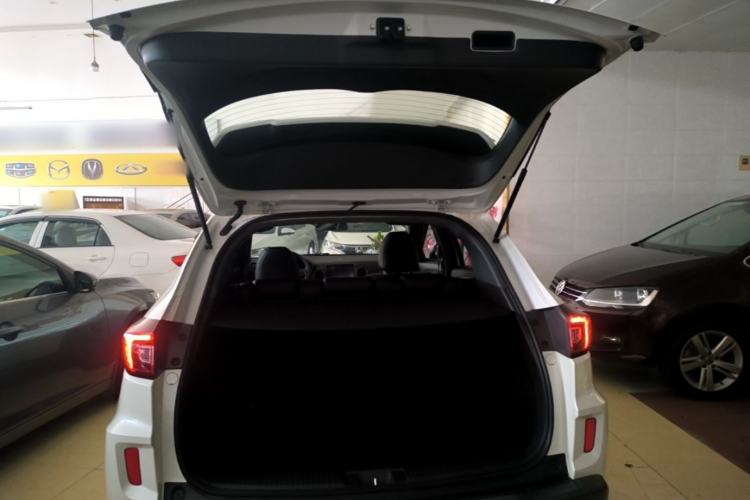 Used Honda XR-V 2020 220TURBO CVT Luxury Edition Trunk