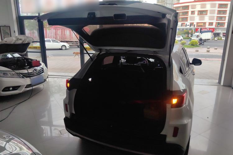 Used Honda XR-V 2020 1.5L CVT Classic Edition Trunk