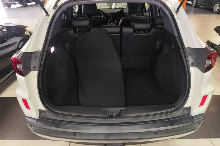 Used Honda XR-V 2020 220TURBO CVT Luxury Edition Trunk