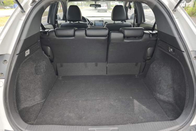 Used Honda XR-V 2020 220TURBO CVT Luxury Edition Trunk