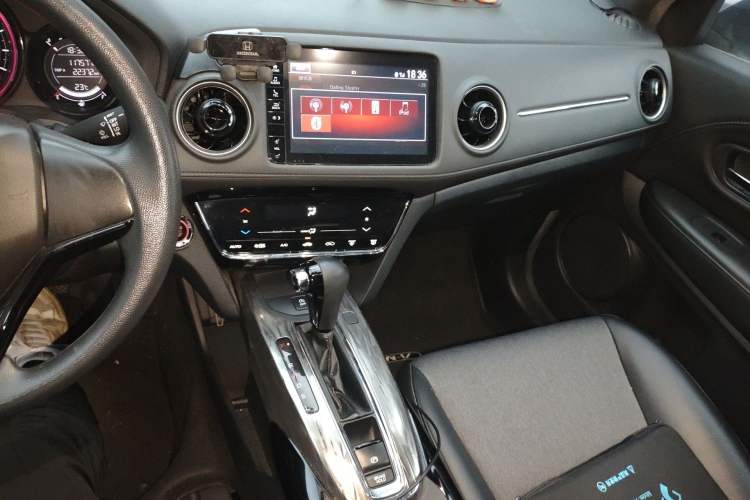 Used Honda XR-V 2020 220TURBO CVT Luxury Edition Audio And AC Panel