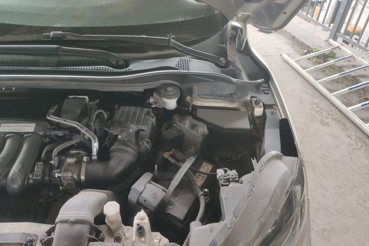 Used Honda XR-V 2020 1.5L CVT Comfort Version Engine Bay Left