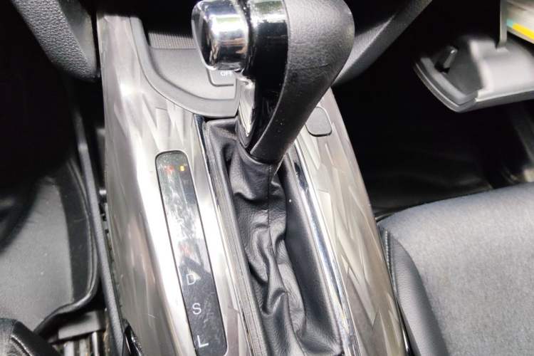 Used Honda XR-V 2020 220TURBO CVT Luxury Edition Gear Lever