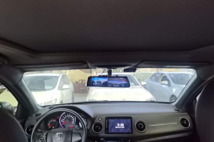 Used Honda XR-V 2020 1.5L CVT Comfort Version Headliner