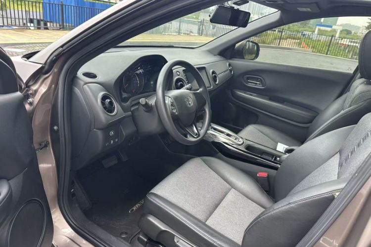 Used Honda XR-V 2020 1.5L CVT Comfort Version Interior 2