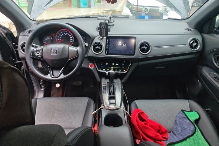 Used Honda XR-V 2021 220TURBO CVT Luxury Edition Center Console