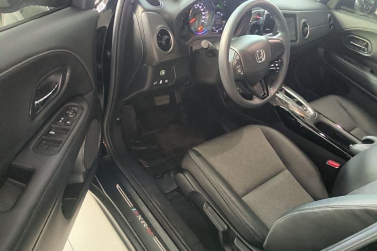 Used Honda XR-V 2021 220TURBO CVT Luxury Edition Driver Seat