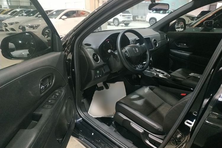 Used Honda XR-V 2021 220TURBO CVT Luxury Edition Driver Seat