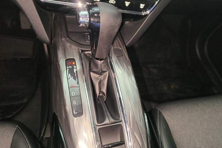 Used Honda XR-V 2021 220TURBO CVT Luxury Edition Gear Lever