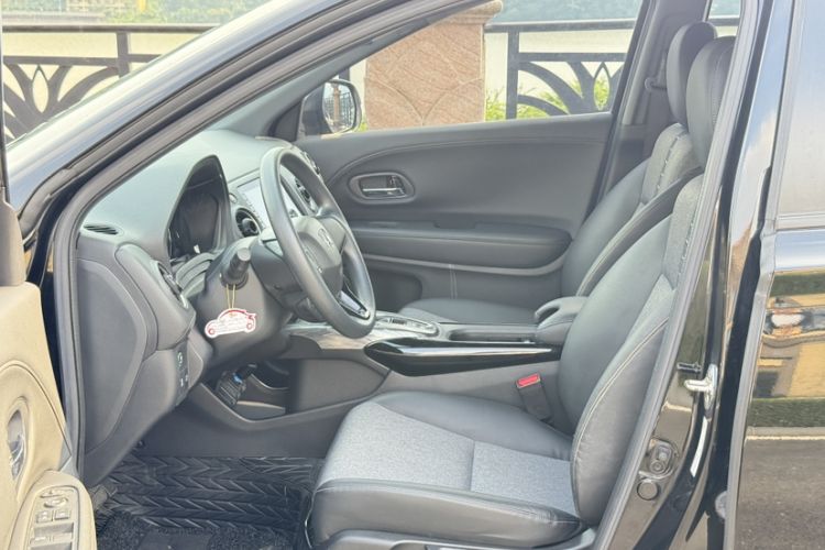 Used Honda XR-V 2021 220TURBO CVT Luxury Edition Interior 2