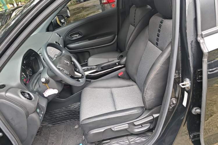 Used Honda XR-V 2021 220TURBO CVT Luxury Edition Left Front Seat
