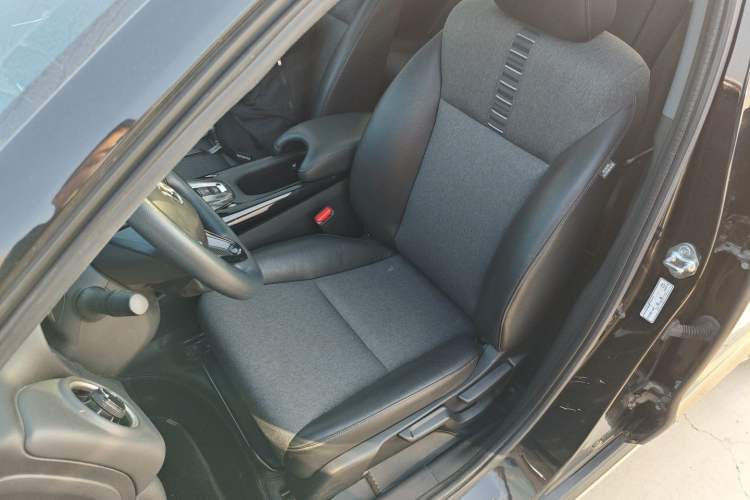 Used Honda XR-V 2021 220TURBO CVT Luxury Edition Left Front Seat