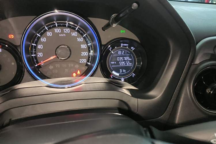 Used Honda XR-V 2021 220TURBO CVT Luxury Edition Odometer Close Up
