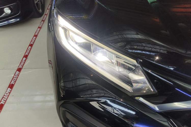 Used Honda XR-V 2021 220TURBO CVT Luxury Edition Right Front Headlight
