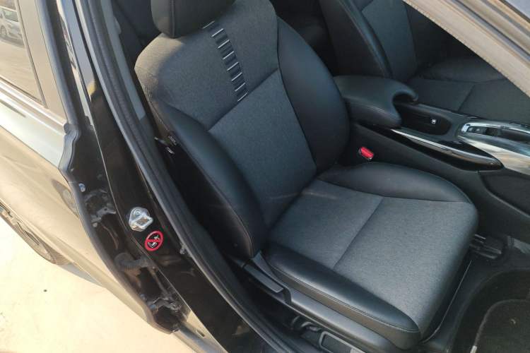 Used Honda XR-V 2021 220TURBO CVT Luxury Edition Right Front Seat