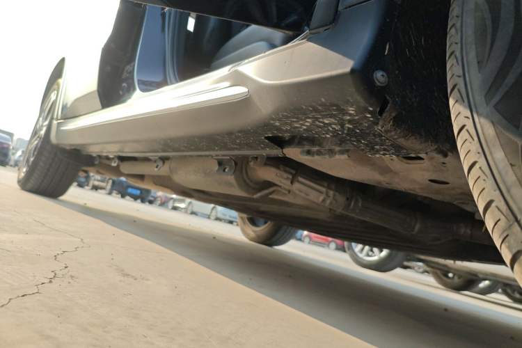 Used Honda XR-V 2021 220TURBO CVT Luxury Edition Right Side Sill