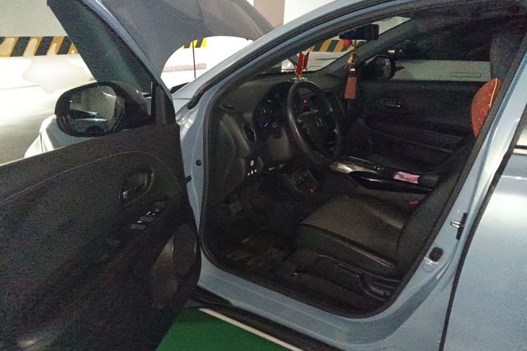 Used Honda XR-V 2021 220TURBO CVT Luxury Edition Driver Seat