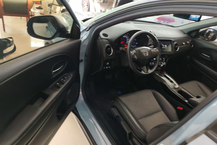 Used Honda XR-V 2021 220TURBO CVT Luxury Edition Driver Seat