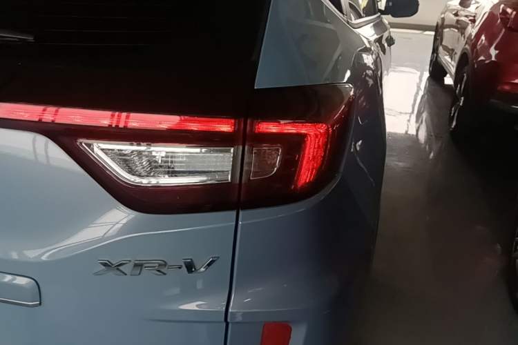 Used Honda XR-V 2021 1.5L CVT Comfort Version Exterior 3