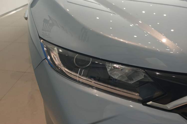 Used Honda XR-V 2021 1.5L CVT Comfort Version Exterior 3