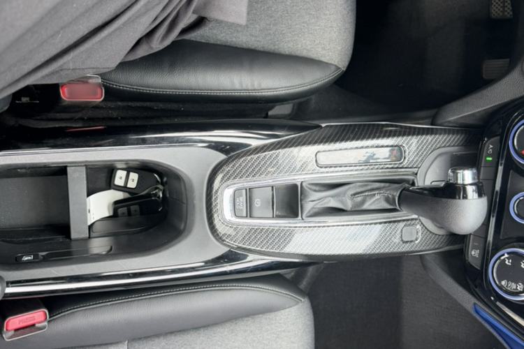 Used Honda XR-V 2021 1.5L CVT Comfort Version Gear Lever