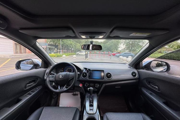 Used Honda XR-V 2021 1.5L CVT Comfort Version Interior 1