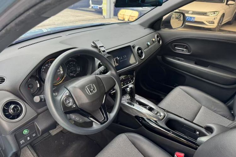 Used Honda XR-V 2021 220TURBO CVT Luxury Edition Interior 3