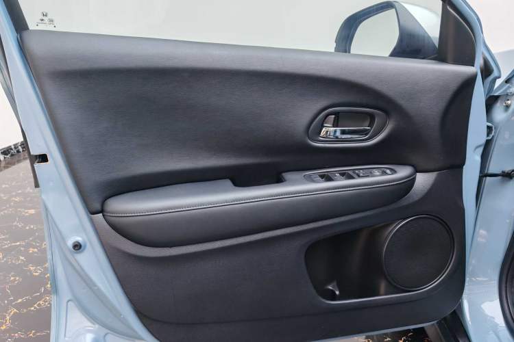 Used Honda XR-V 2021 220TURBO CVT Comfort Version Interior 8