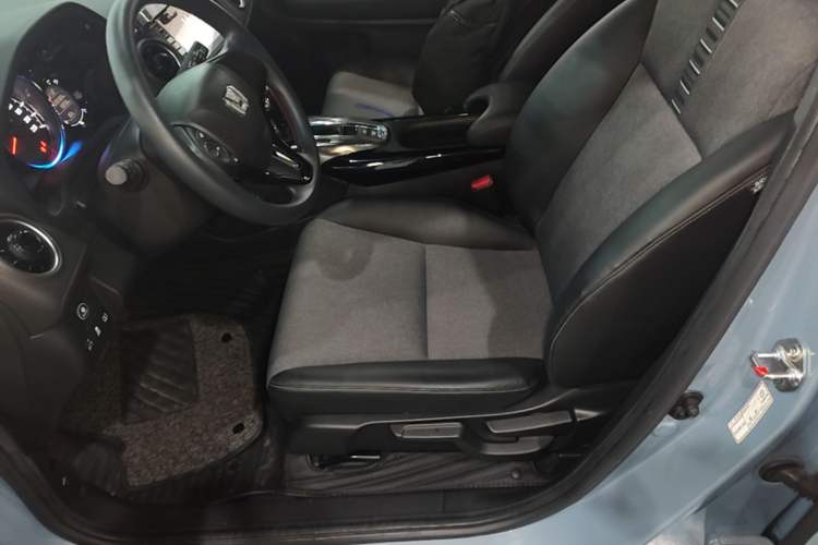 Used Honda XR-V 2021 220TURBO CVT Luxury Edition Left Front Seat