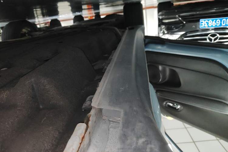 Used Honda XR-V 2021 220TURBO CVT Comfort Version Left Side Sill