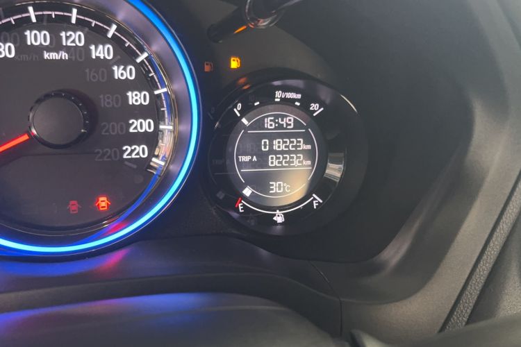 Used Honda XR-V 2021 1.5L CVT Comfort Version Odometer Close Up