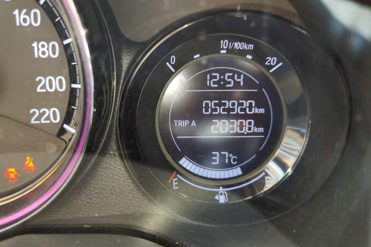 Used Honda XR-V 2021 220TURBO CVT Comfort Version Odometer Close Up