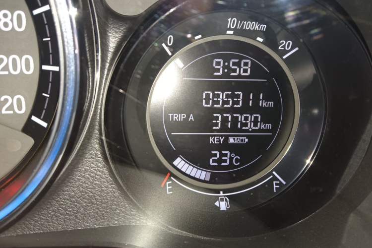 Used Honda XR-V 2021 220TURBO CVT Luxury Edition Odometer Close Up