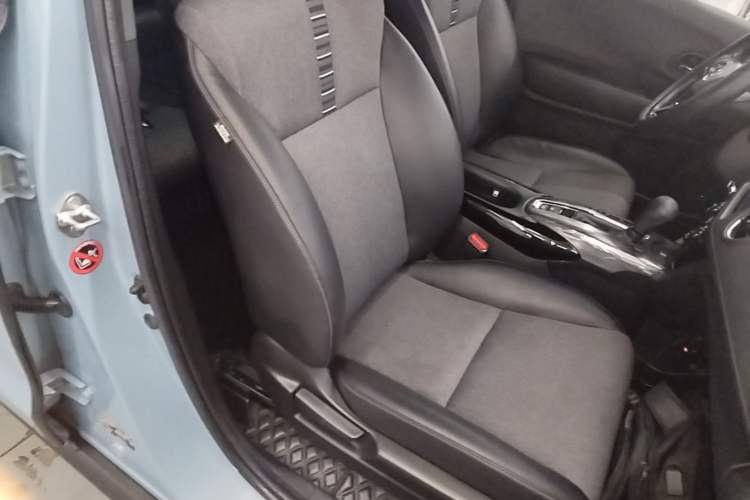 Used Honda XR-V 2021 1.5L CVT Comfort Version Right Front Seat