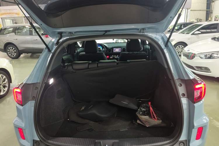 Used Honda XR-V 2021 220TURBO CVT Luxury Edition Trunk