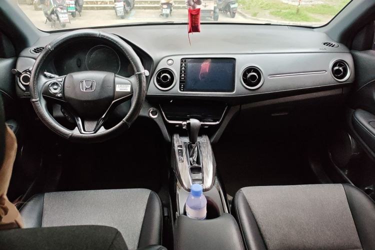 Used Honda XR-V 2021 220TURBO CVT Luxury Edition Center Console