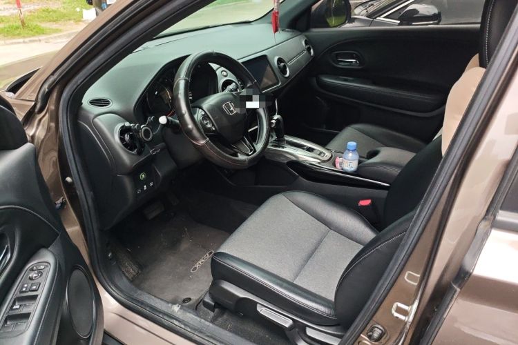 Used Honda XR-V 2021 220TURBO CVT Luxury Edition Driver Seat
