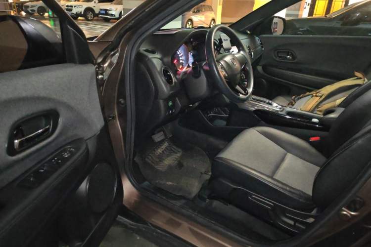 Used Honda XR-V 2021 1.5L CVT Comfort Version Driver Seat