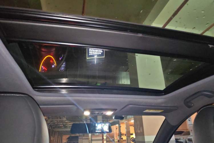Used Honda XR-V 2021 1.5L CVT Comfort Version Headliner