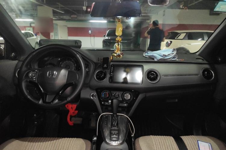 Used Honda XR-V 2021 1.5L CVT Comfort Version Center Console
