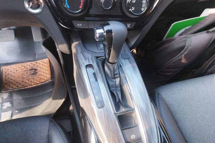 Used Honda XR-V 2021 1.5L CVT Comfort Version Gear Lever