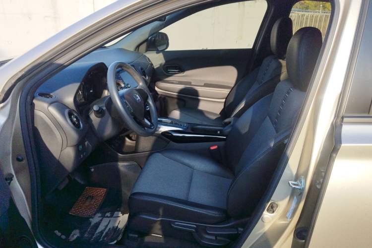 Used Honda XR-V 2021 1.5L CVT Comfort Version Left Front Seat
