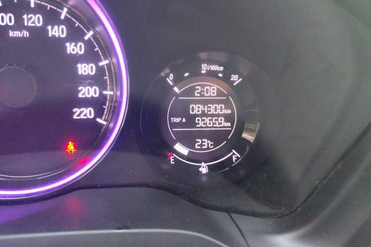 Used Honda XR-V 2021 1.5L CVT Comfort Version Odometer Close Up