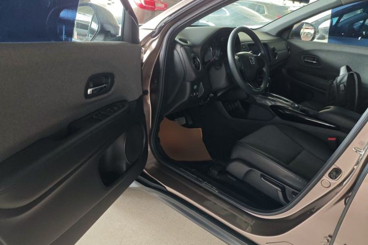 Used Honda XR-V 2021 1.5L CVT Comfort Version Driver Seat